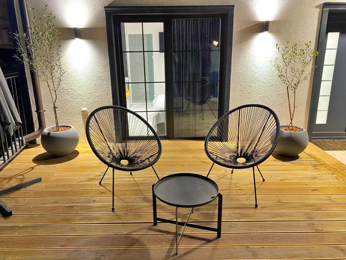 Wild Pear Old Town Boutique Accommodation 오흐리드 외부 사진